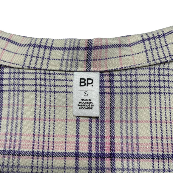 BP. | Women | Purple Ivory Veronika Plaid Crop Camp Button Front Top | Small - Picture 7 of 9